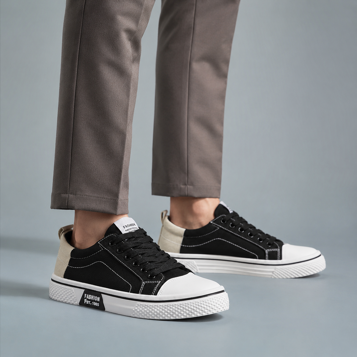 Men's Lightweight Canvas Sneakers Black Canvas